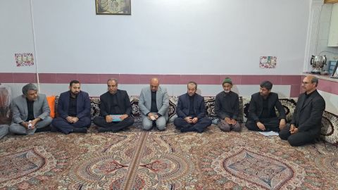 دلجویی مدیرکل کمیته امداد خراسان‌جنوبی از تعدادی خانواده جانباخته در معدن طبس 