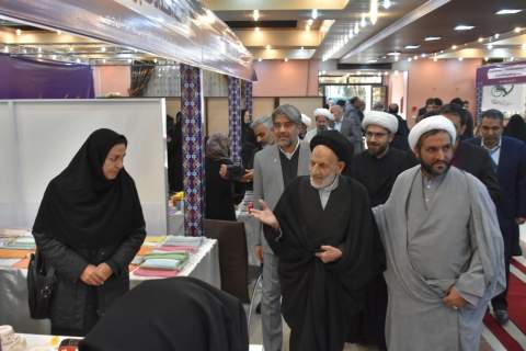 پاسداشت خیران خراسان‌جنوبی در همایش شرق همدل