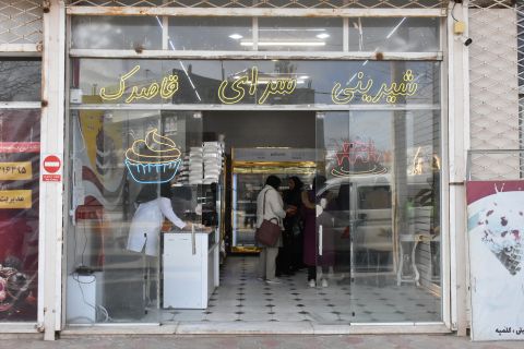 از شیرینی پشتکار تا رویای کارخانه