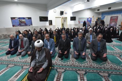 استاندار خراسان‌جنوبی مهمان سفره افطاری دانش‌آموزان مجتمع فرهنگی تربیتی امامت کمیته امداد  