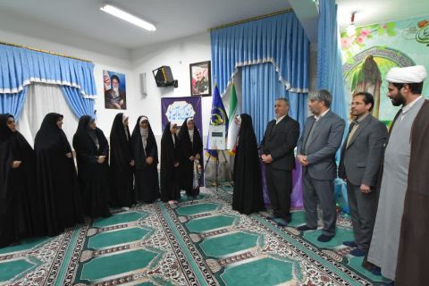 استاندار خراسان‌جنوبی مهمان سفره افطاری دانش‌آموزان مجتمع فرهنگی تربیتی امامت کمیته امداد  