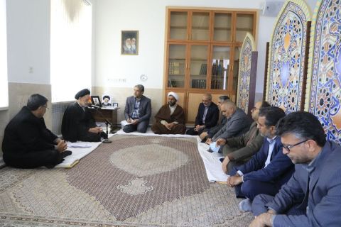 دیدار مدیرکل کمیته امداد خراسا‌ن‌جنوبی با نماینده ولی فقیه استان