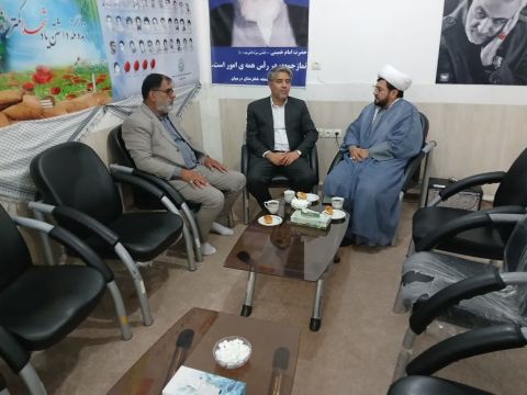 ماموریت یک روزه مدیرکل کمیته‌امداد خراسان‌جنوبی به شهرستان درمیان